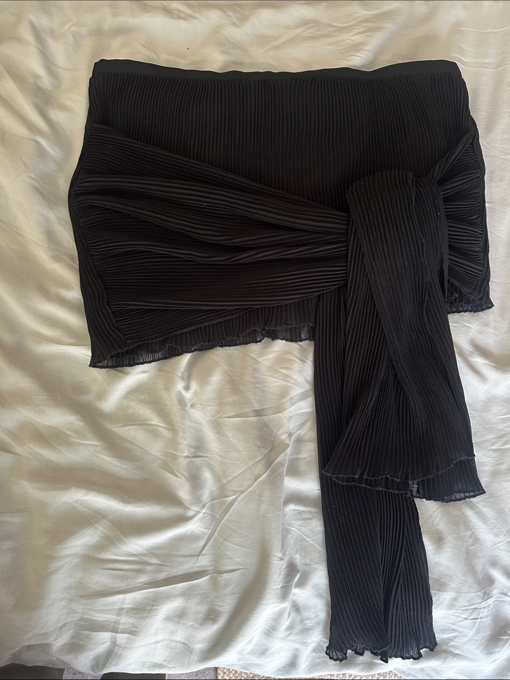 Lioness Black Pleated Ford Mini Skirt